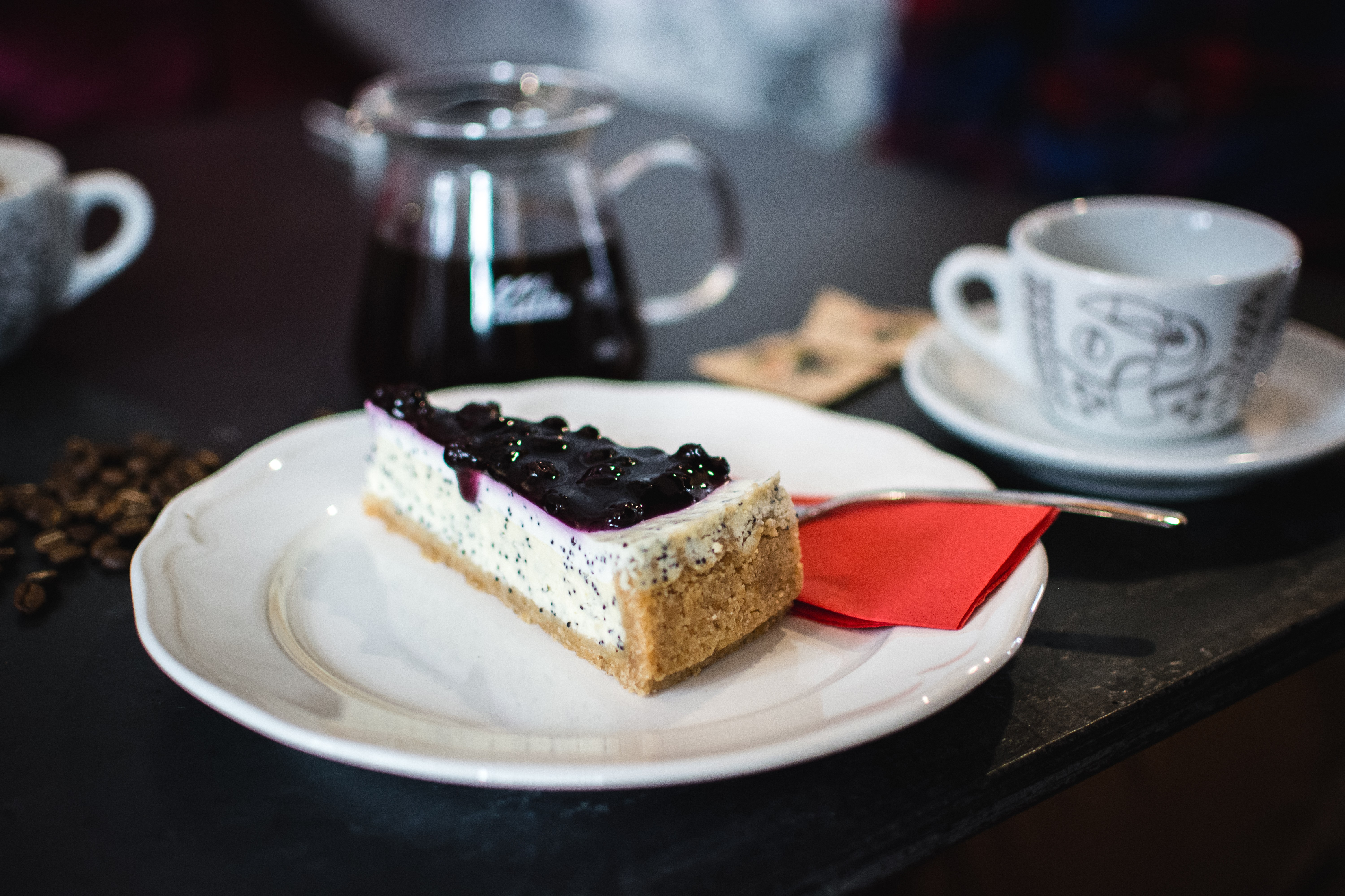 Blueberry cheesecake with poppyseed