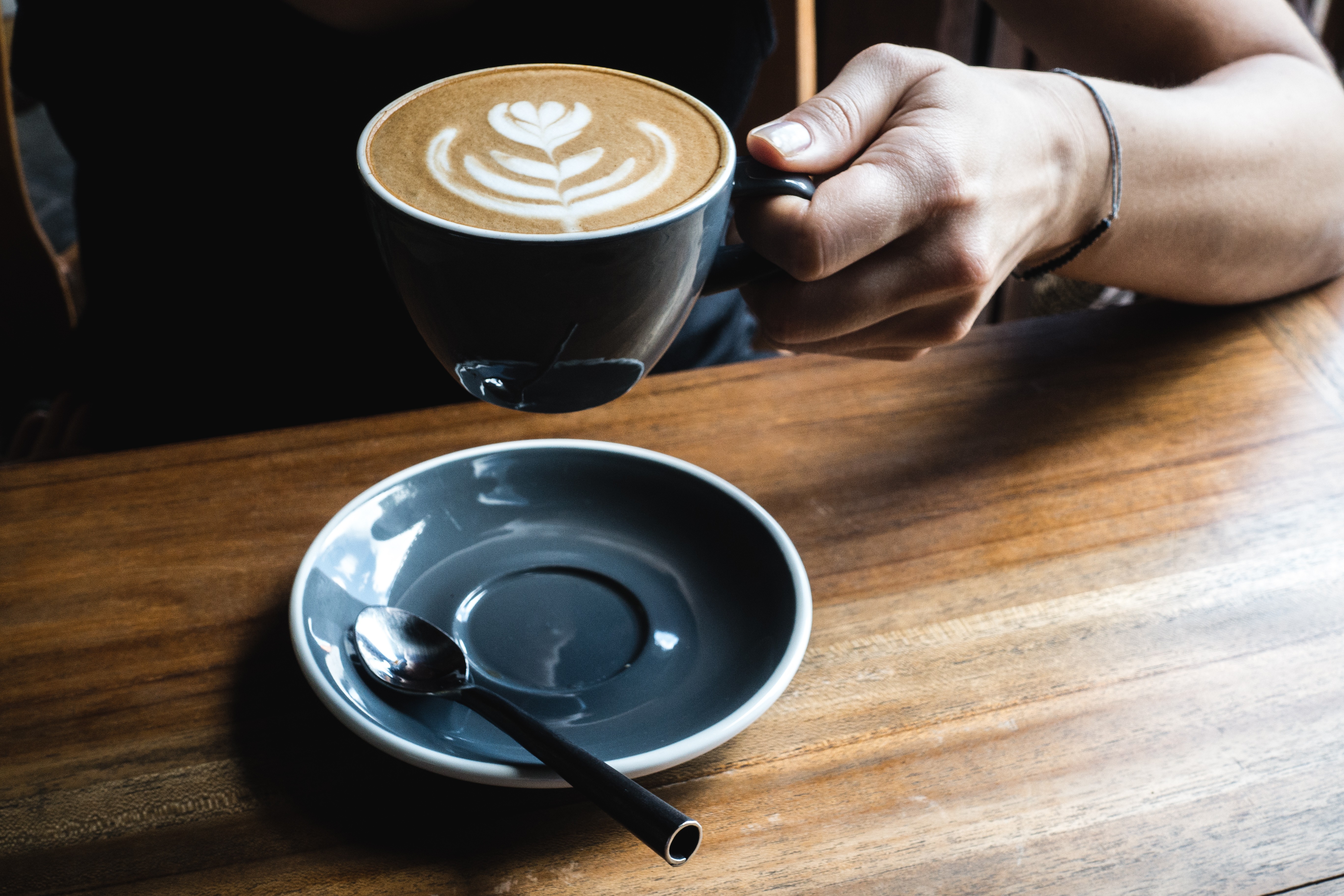 Cappuccino em um café