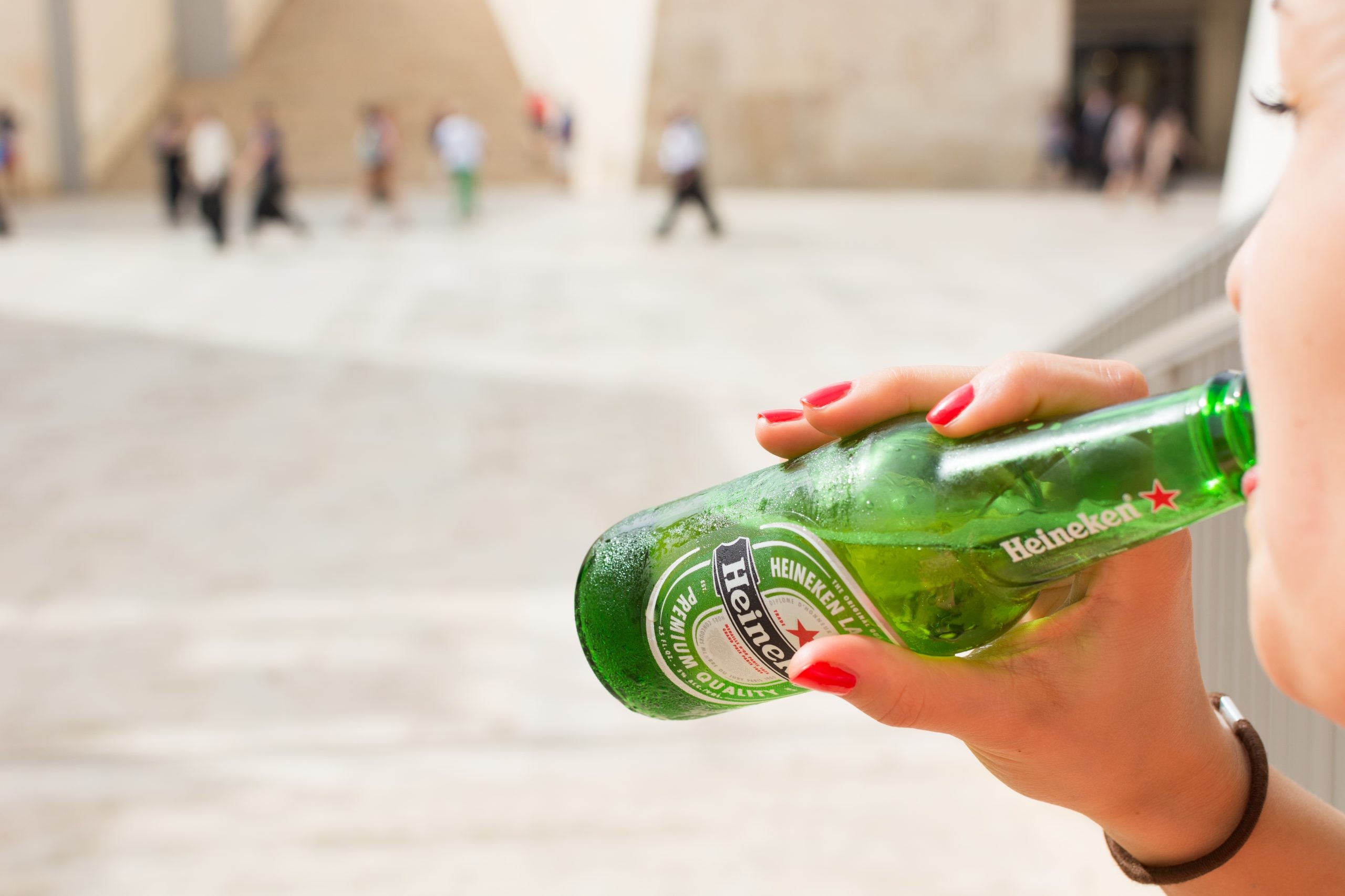 Botella de cerveza Heineken