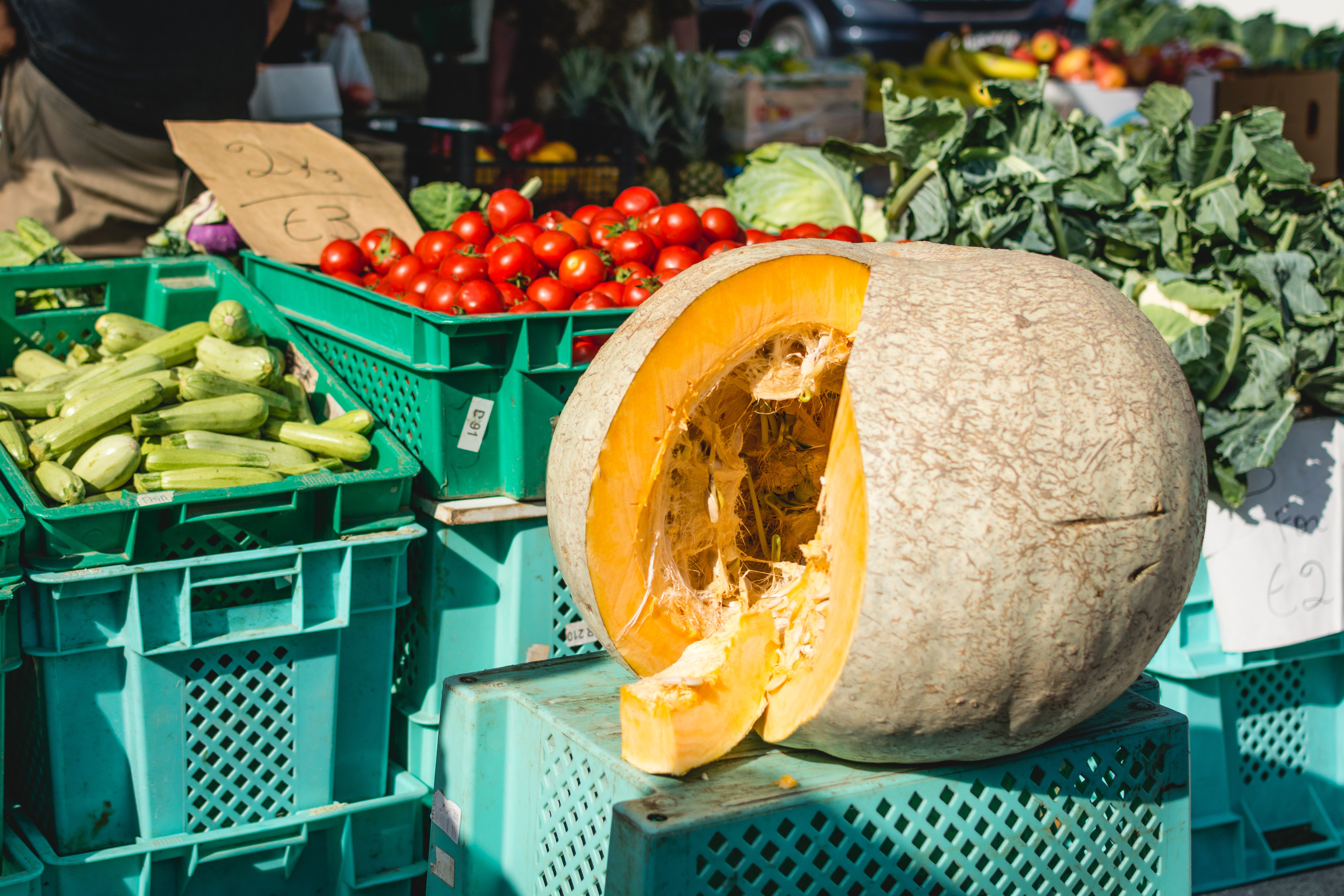 Gran calabaza en un mercado