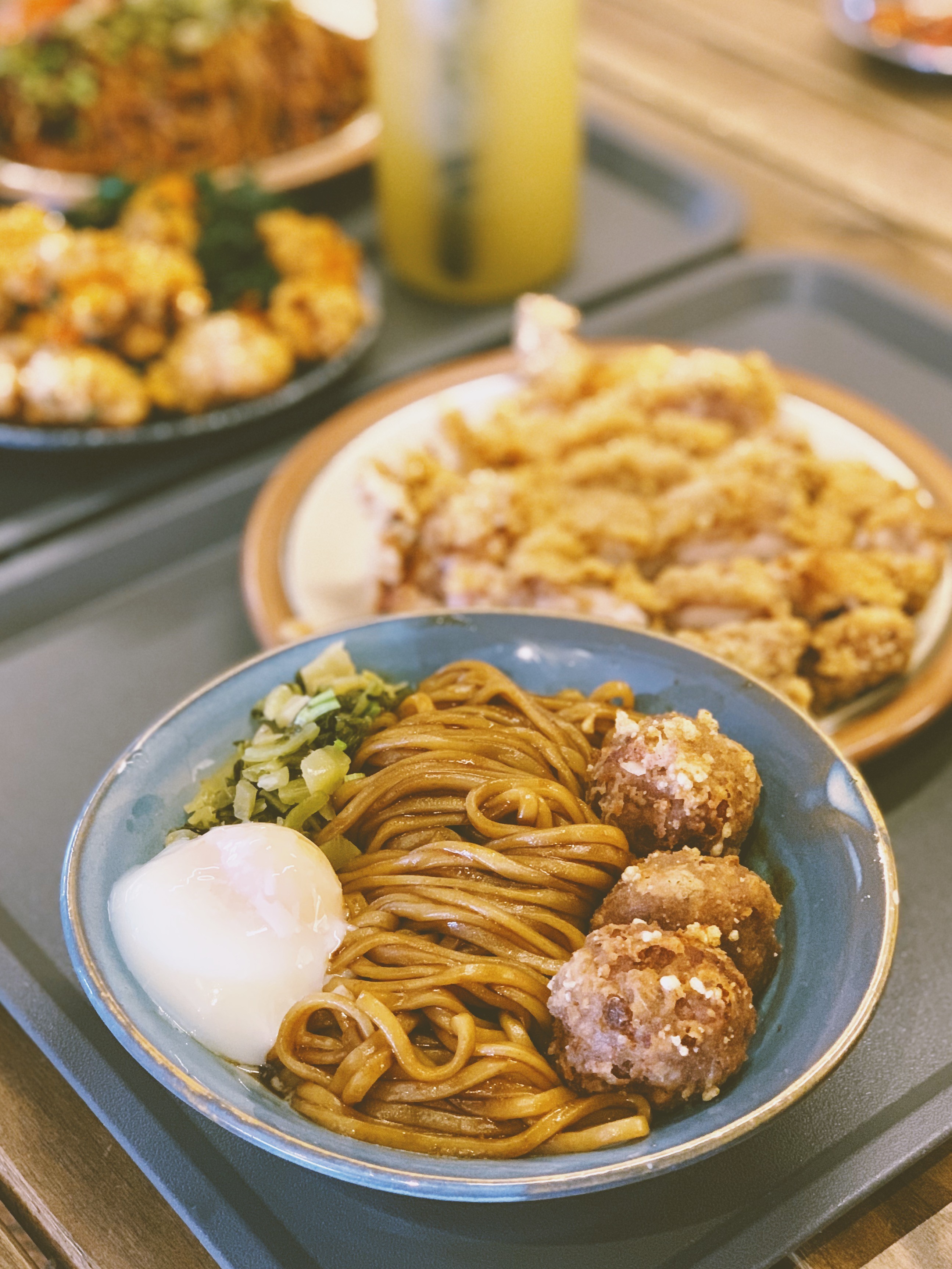 Macarrão com almôndegas estilo Taiwanês