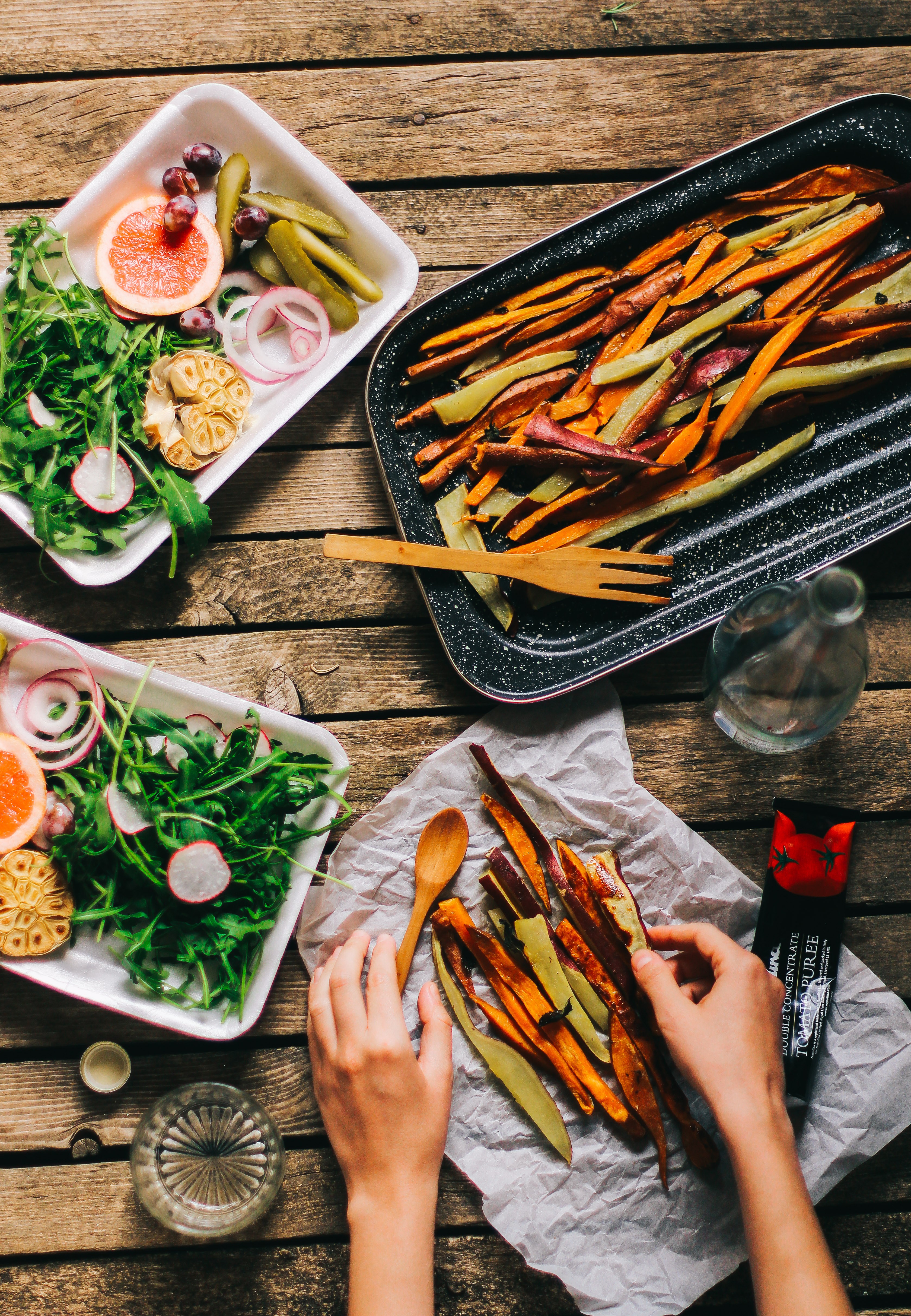 Fresh vegetables with sweet potato fries