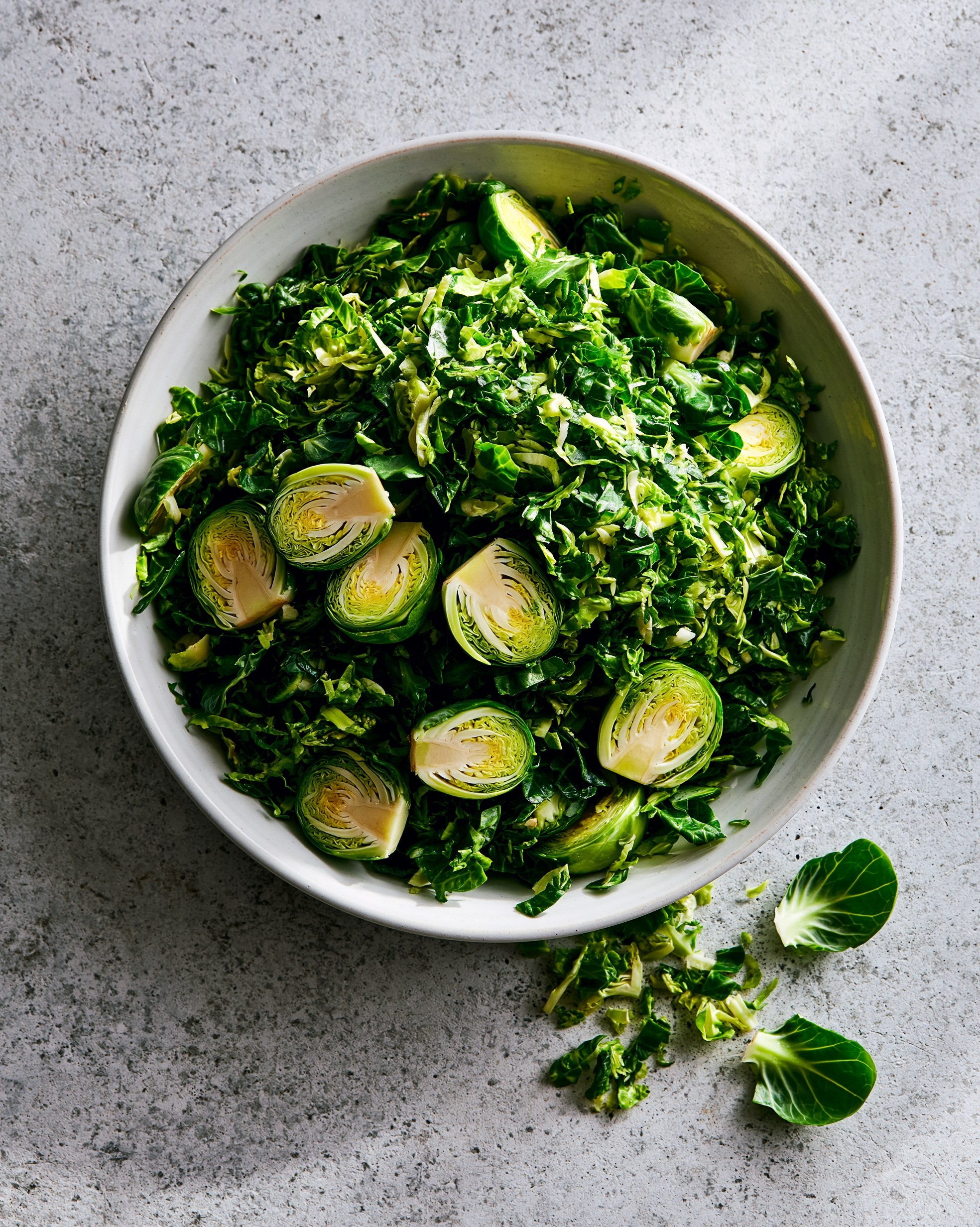 Ensalada Fresca de Coles de Bruselas Ralladas